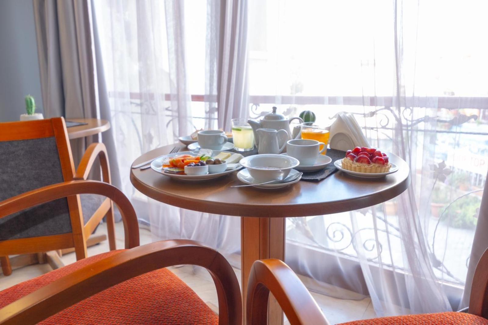 Kyrenia British Harbour Hotel Exterior foto
