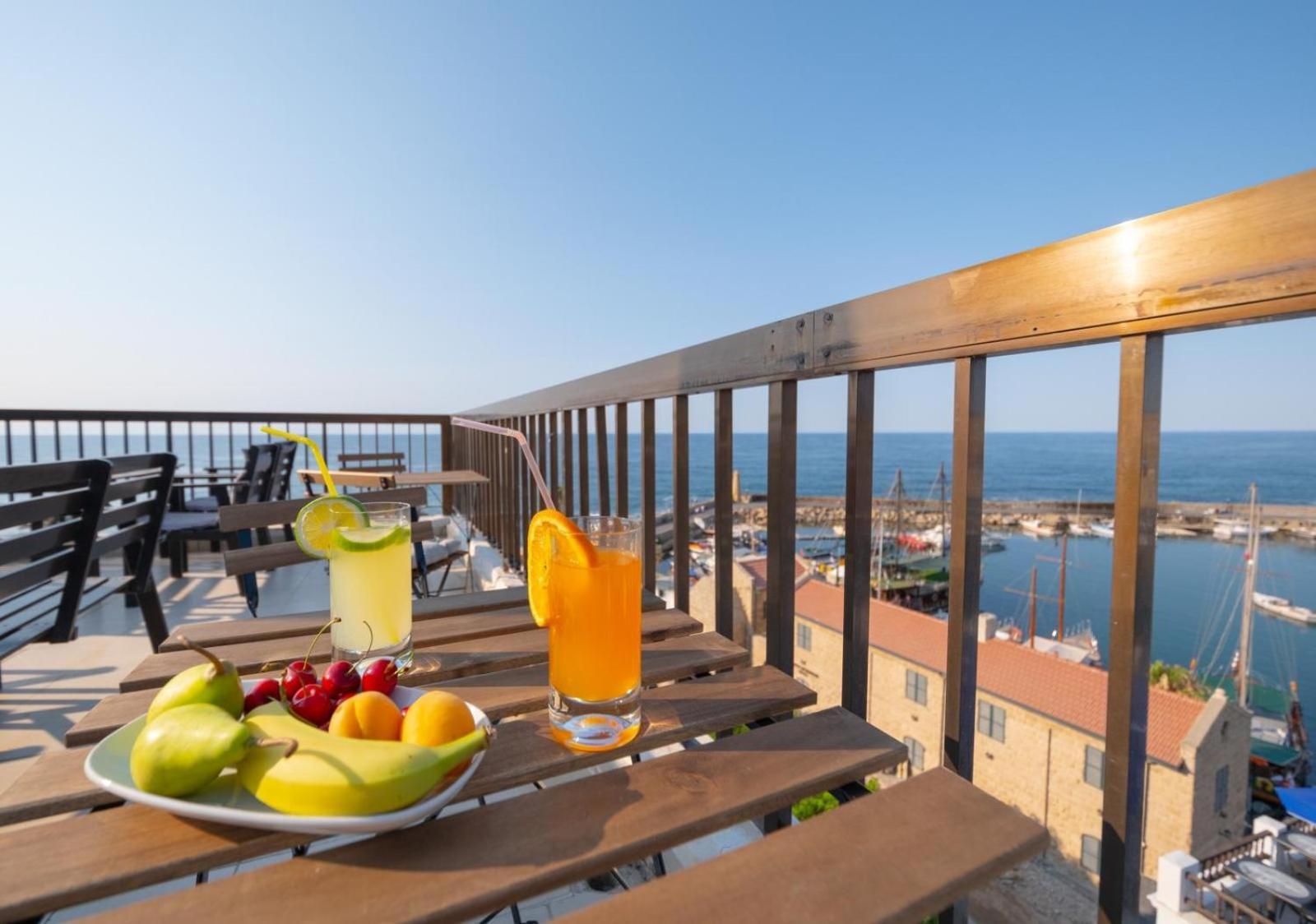 Kyrenia British Harbour Hotel Exterior foto